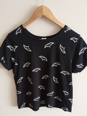 La Luna 100% Cotton Glow In The Dark Bat Tshirt Size Medium